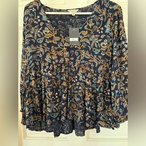 Lucky Brand medium top NWT size medium